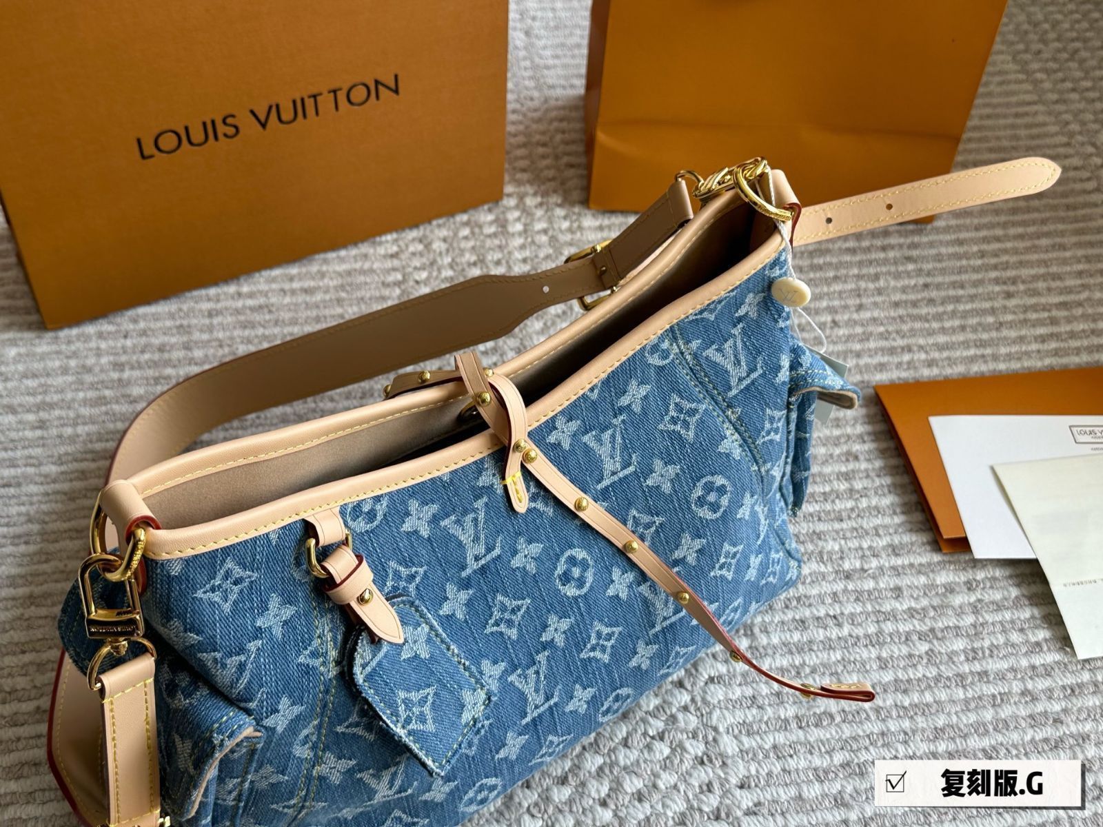 [SALE]ヴィトン Vuitton レア キャリーオールダーク MM Louis Vuitton【新作】大容量の キャリーオール ダーク MM 人気