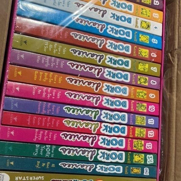送料無料 百貨店 新品未使用】18册 Dork メルカリ - cp5 洋書ttc 英語 Diaries 全巻セット