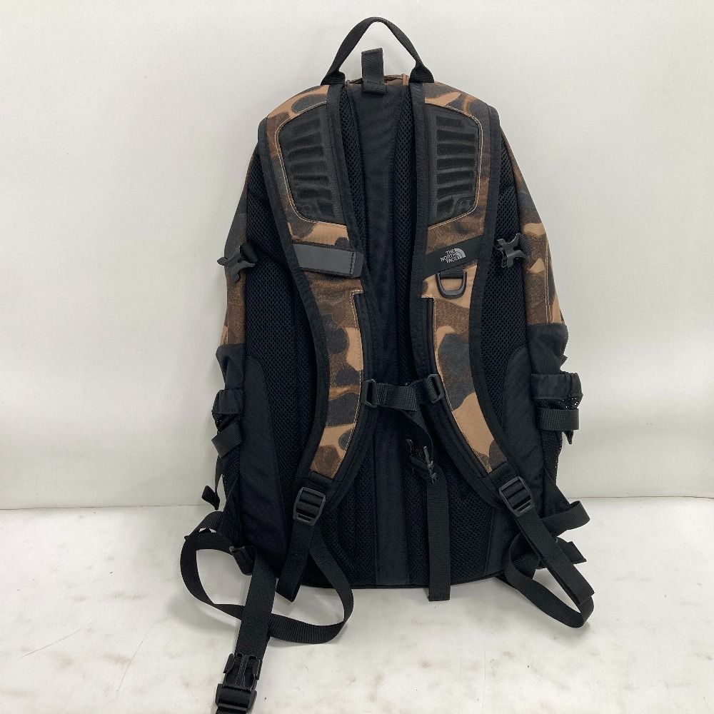 02w20078 ザ ノースフェイス THE NORTH FACE HOT SHOT バックパック カモフラ柄 メンズバッグ ブラウン メンズ 代理店タグあり リュック デイパック NM72302 品