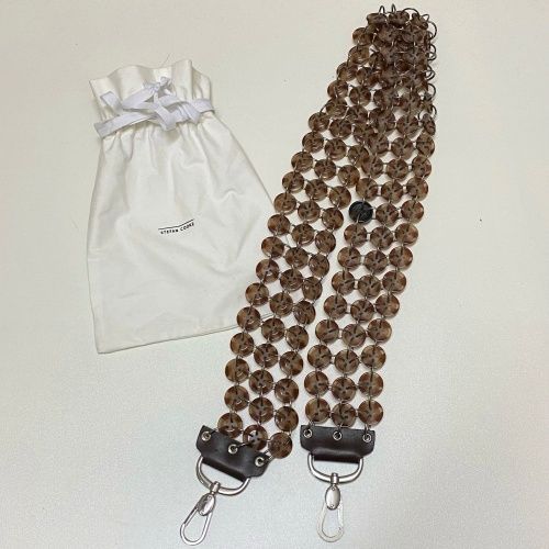 stefan cookeボタンストラップ