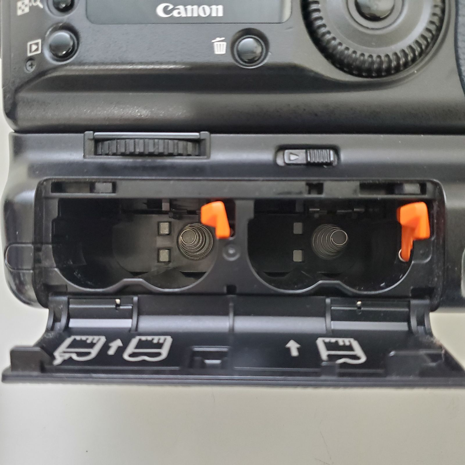 美品 通電・基本動作確認 キャノン Canon EOS D30 イオスD30 