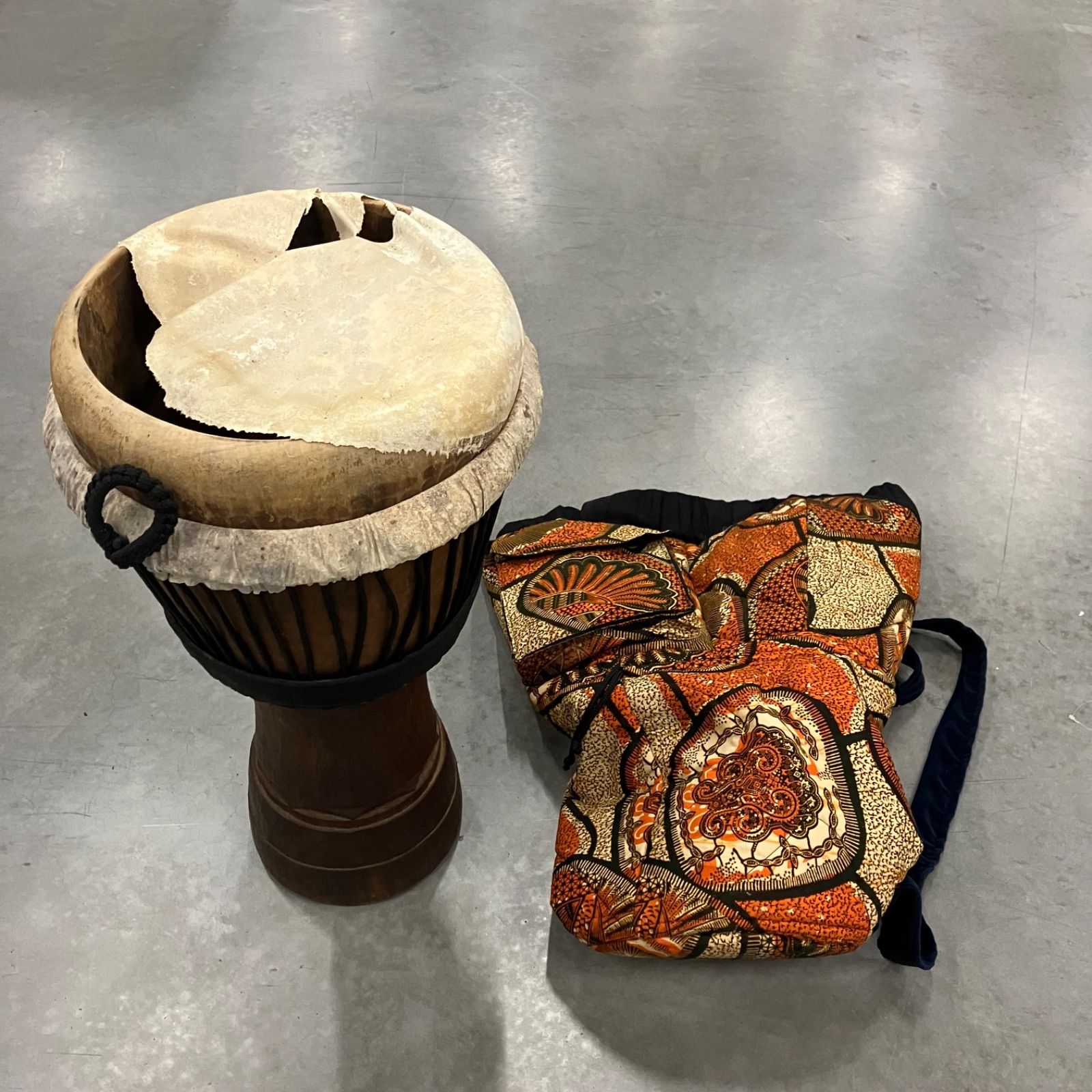現状品 カンバラ ジャンベ 民族楽器 打楽器 木製 太鼓