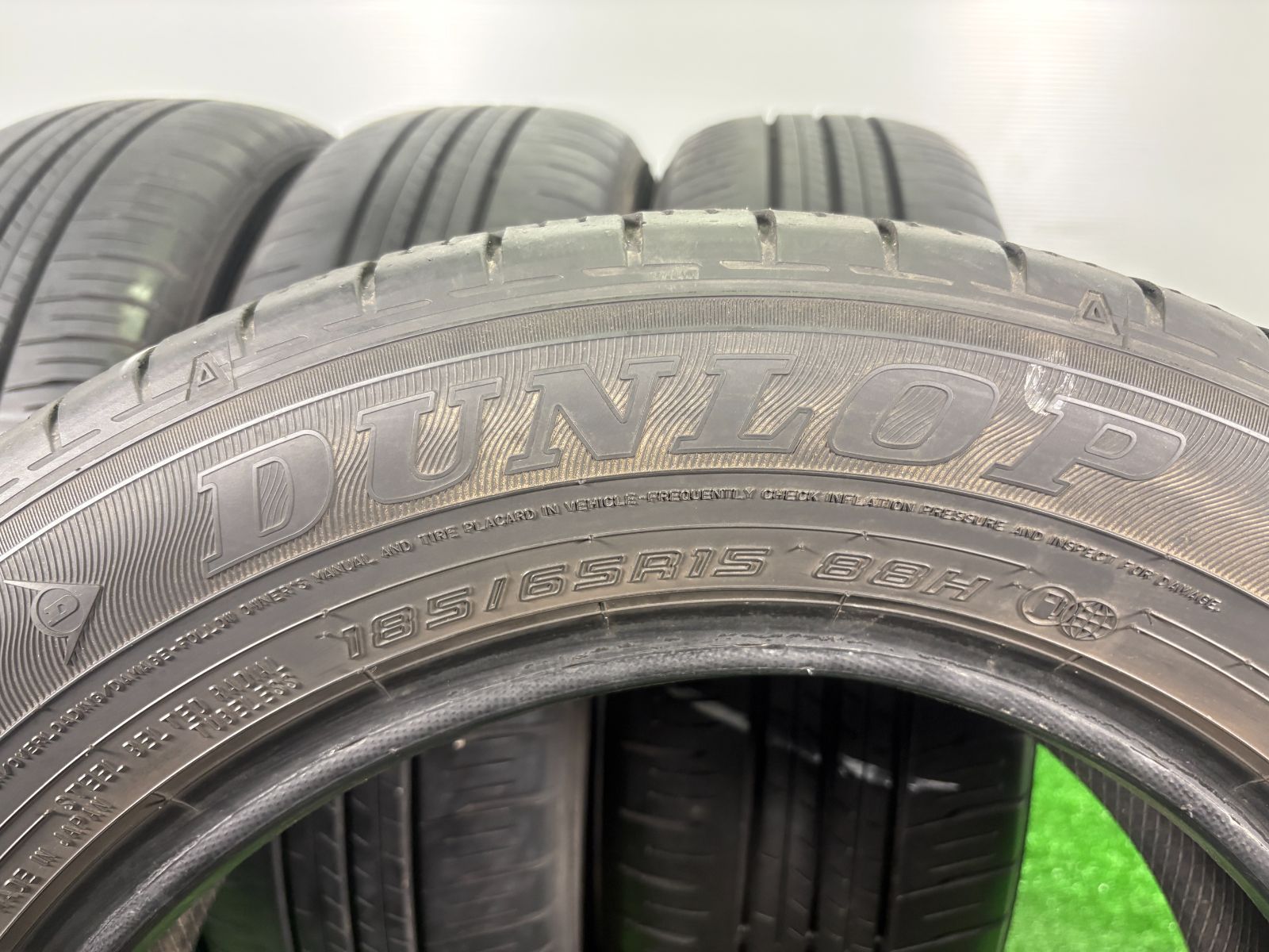 65R15 ダンロップ