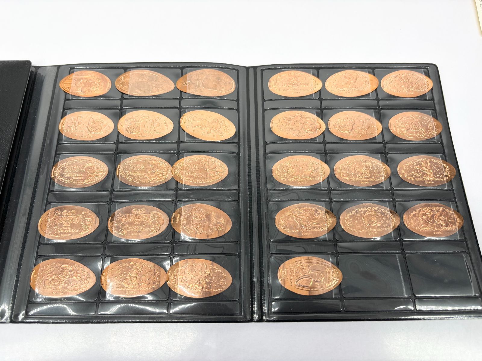 東京ディズニーリゾート スーベニアメダルコレクション ブック 3点