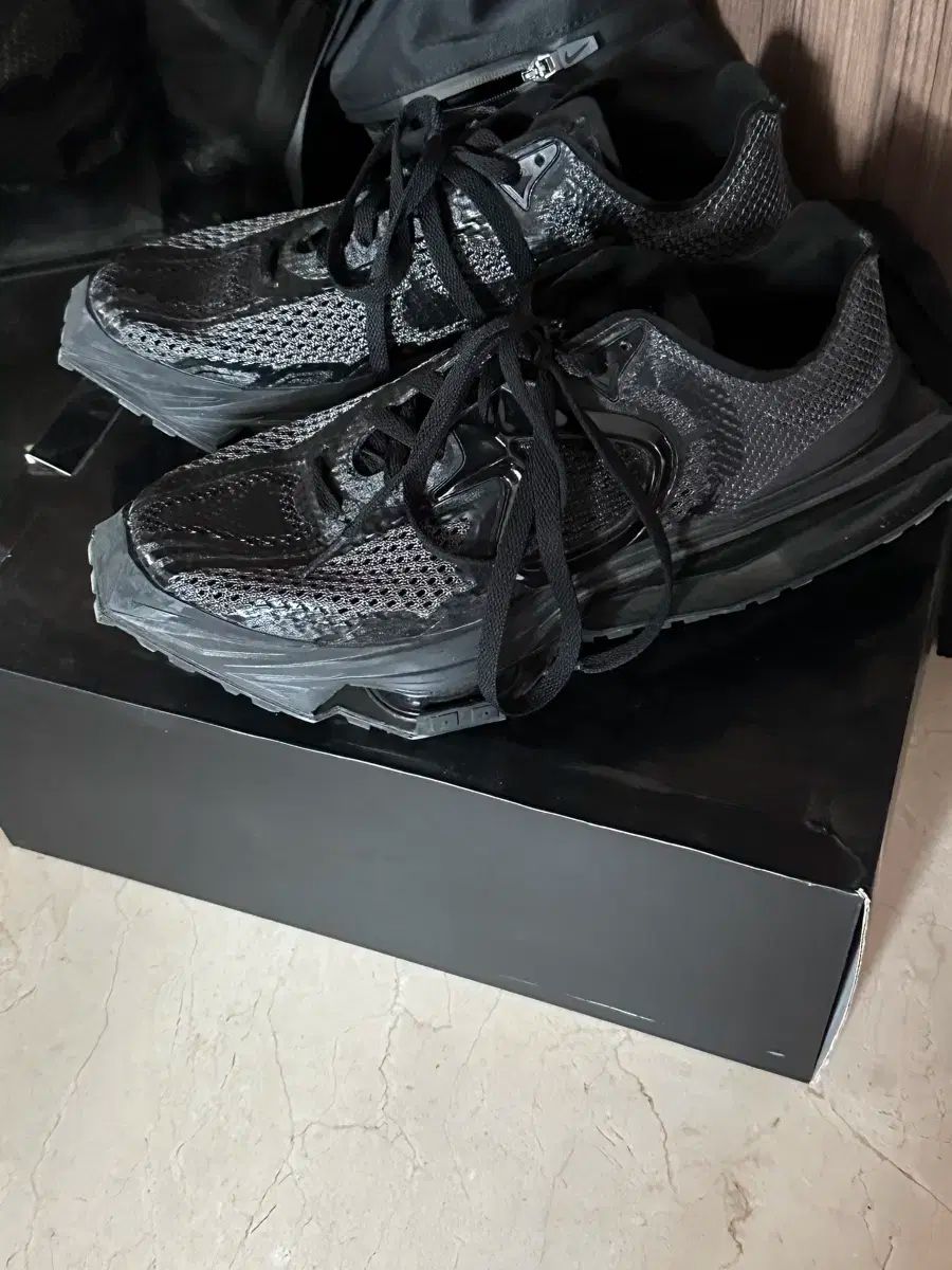 NIKE ナイキ マシュー mmw ウィリアム ワームズ ズーム トリプルブラック 295
