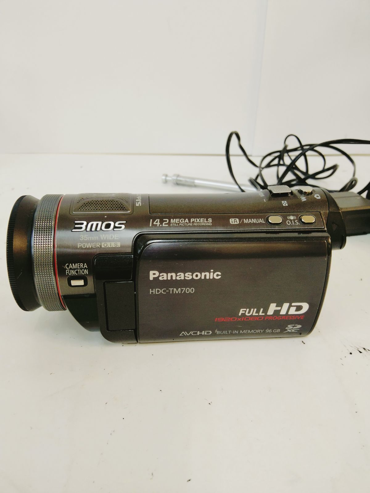 Panasonic／フルハイビジョン HDC-TM700 バッテリー・充電器付