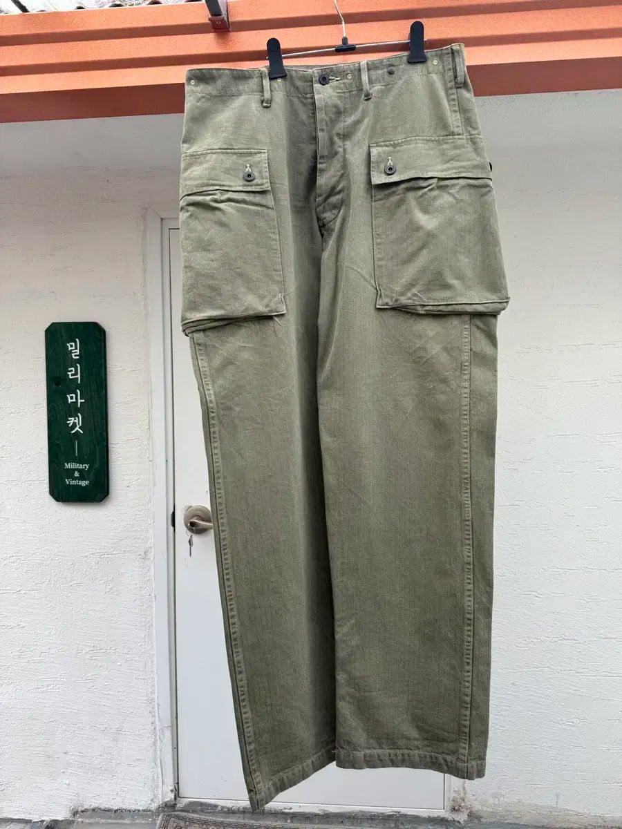 BUZZ RICKSON S バズリクソンズ USMC p44 パンツ