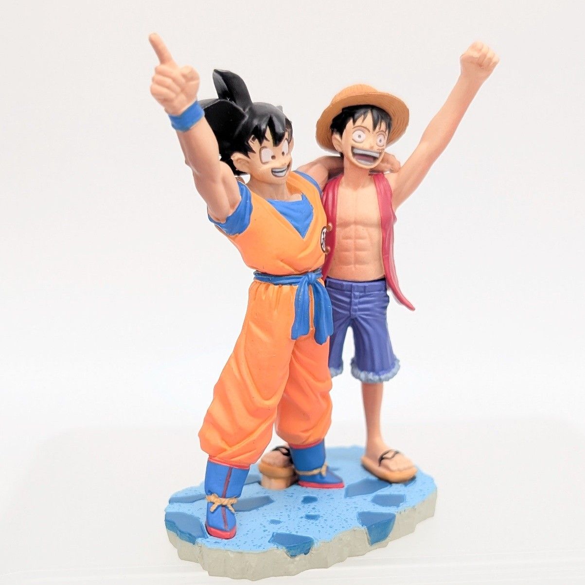 ドラゴンボール カプセル ネオ withワンピース 孫悟空＆ルフィ ドラゴンボール カプセル ネオ 悟空&ルフィ フィギュア ドラカプ