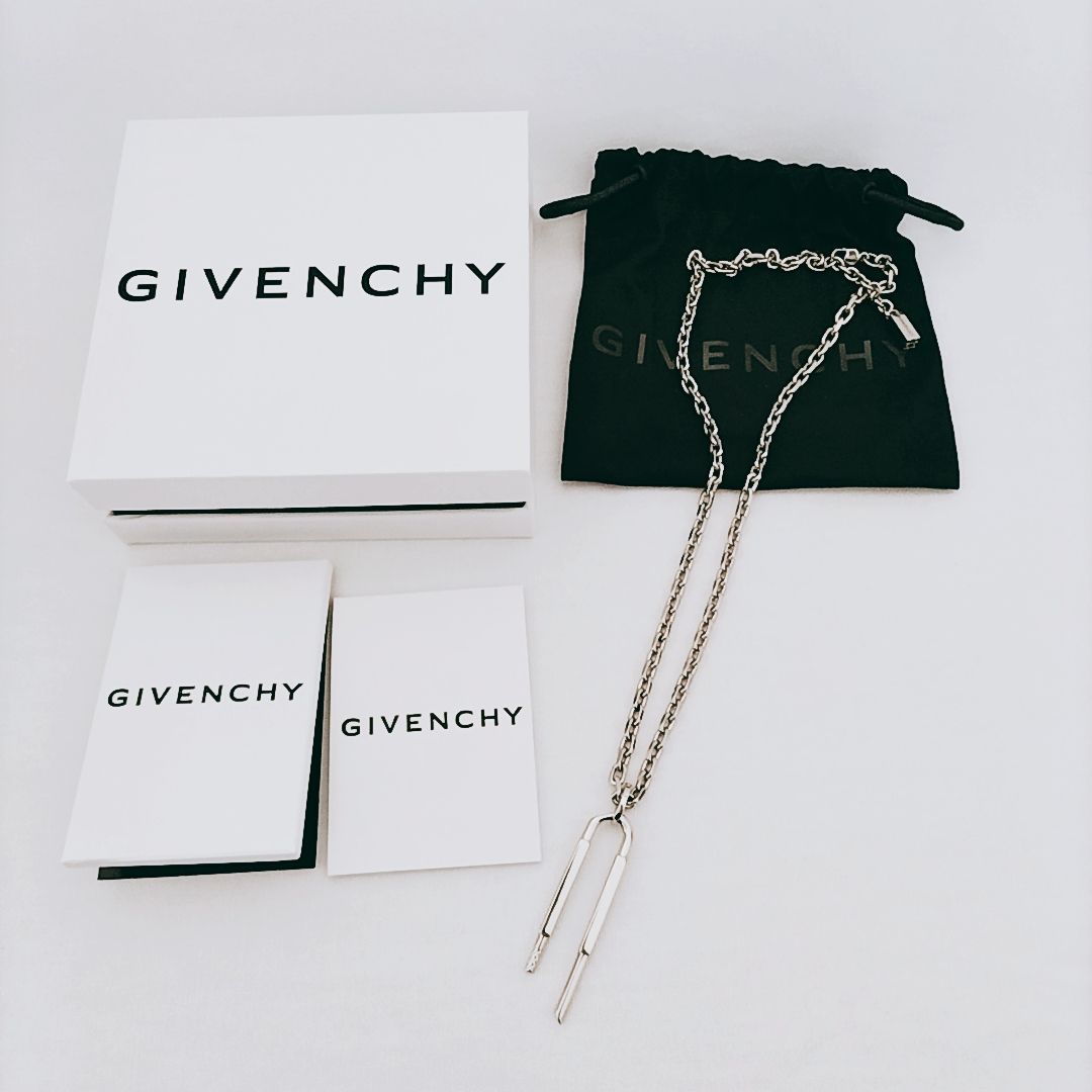 新品未使用】GIVENCHY U ロック メタル ネックレス チェーン 