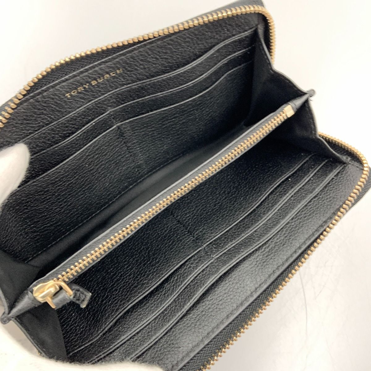 〇〇TORY BURCH トリーバーチ マックグロー ラウンドファスナー