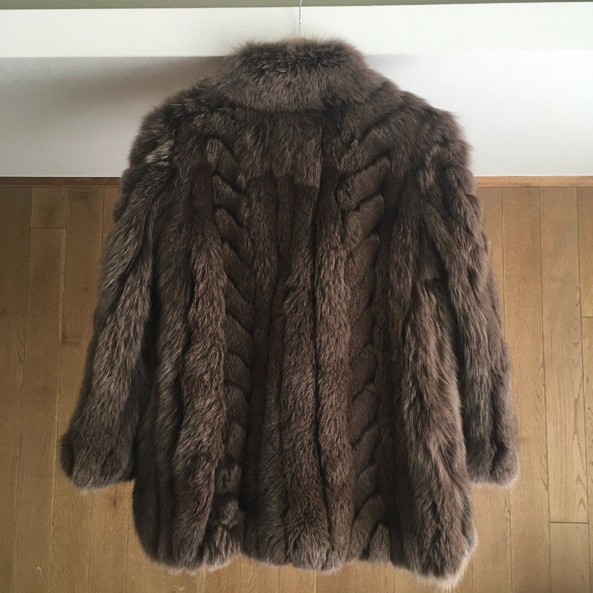美品 SAGA FOX サガフォックス 金タグ WORLD FUR 毛皮 フォックス