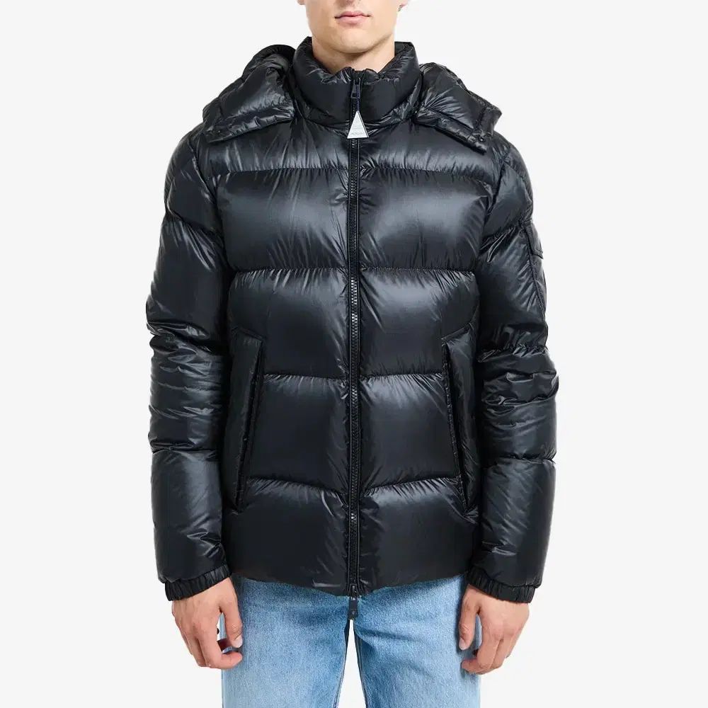 25FW MONCLER(モンクレール) COUYERE ダウンジャケット 黒