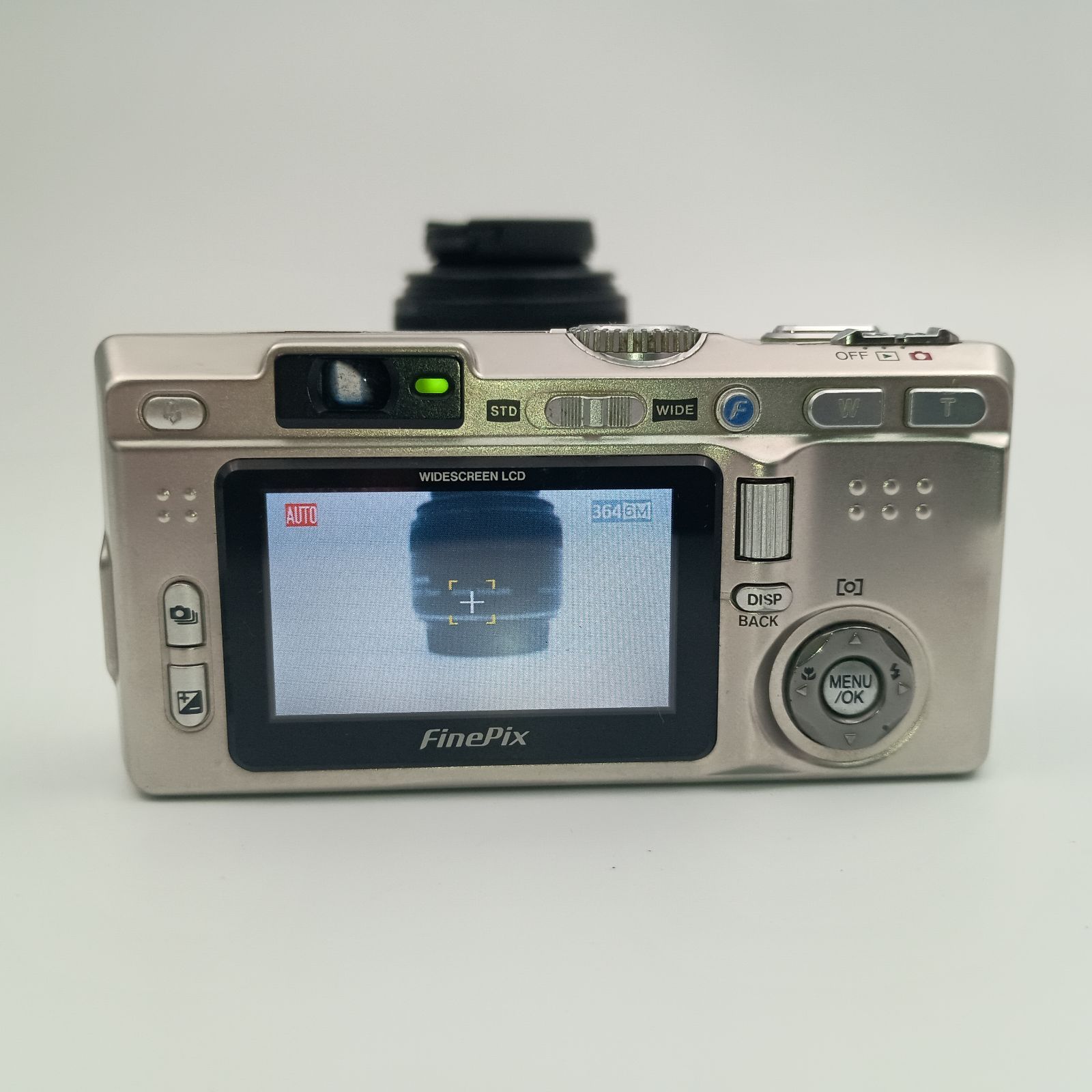 FUJIFILM FINEPIX F810 COMPACT DIGITAL CAMERA SILVER シルバー