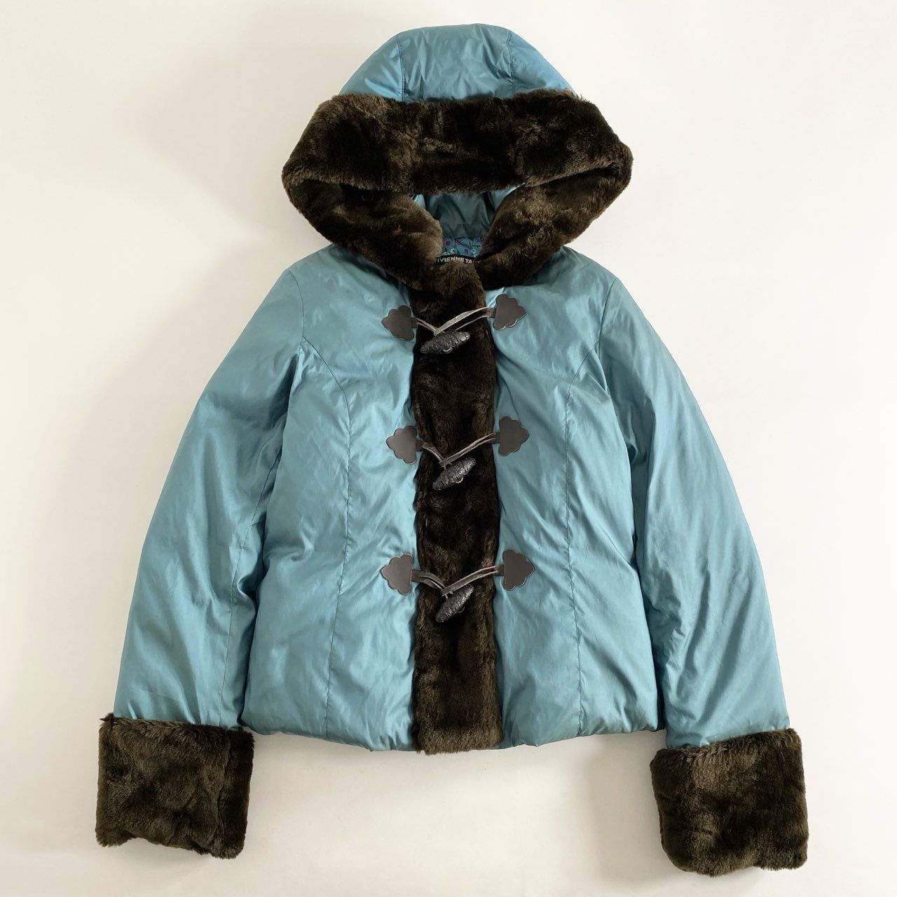 VIVIENNE TAM ファー付ジャケット