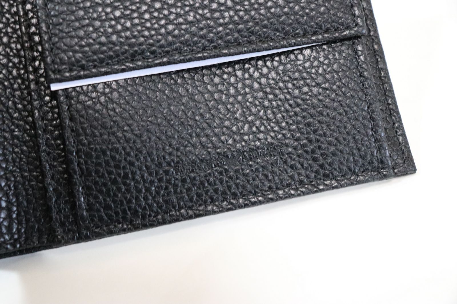 新版 エンポリオアルマーニ 二つ折り財布レザー ブラック 新品未使用