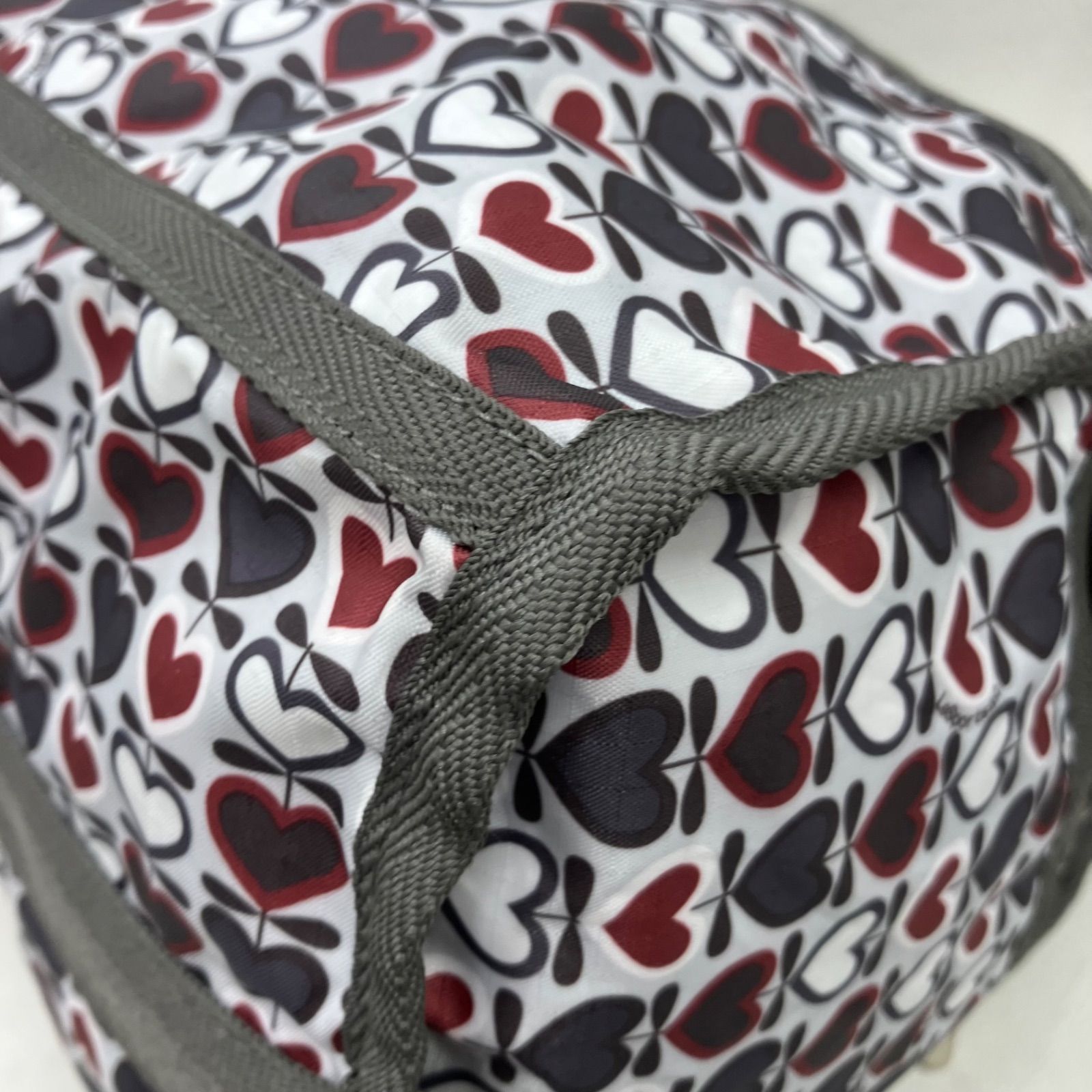 美品 LeSportsac ボストンバッグ ショルダーバッグ ハート柄 4814 LeSportsac レスポートサック ショルダーバッグ 肩がけ