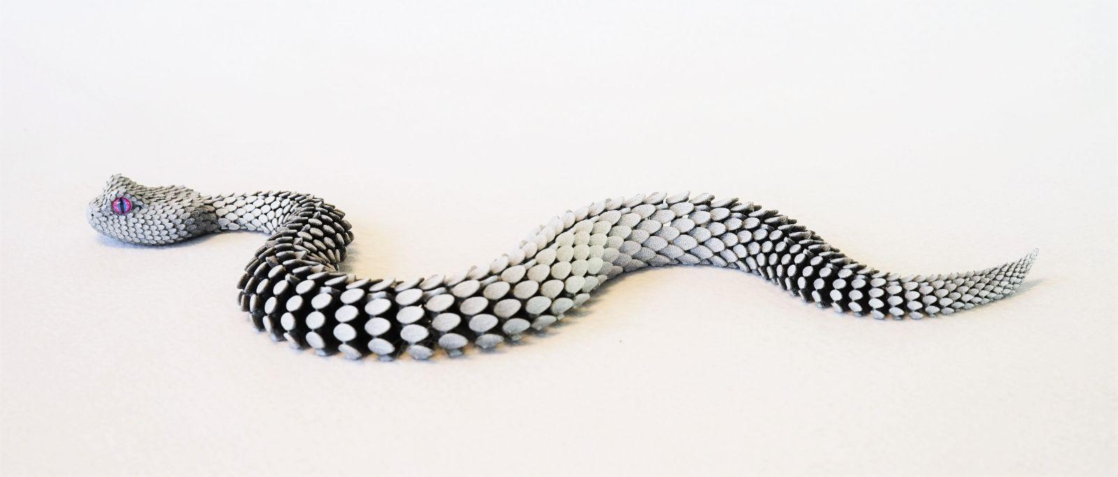 ヘビ フィギュア L - メルカリ