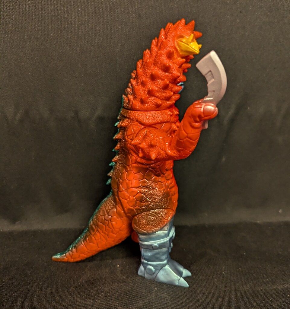 円谷コミュニケーショズ 怪獣郷 改造パンドン 16EX - メルカリ