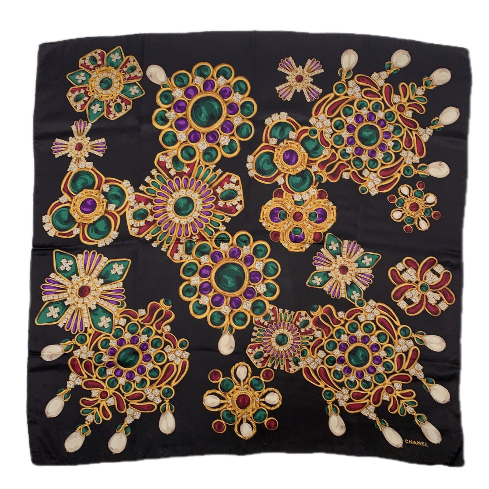 美品 CHANEシャネル グリポア シルク100%大判スカーフ 宝石ジュエリー