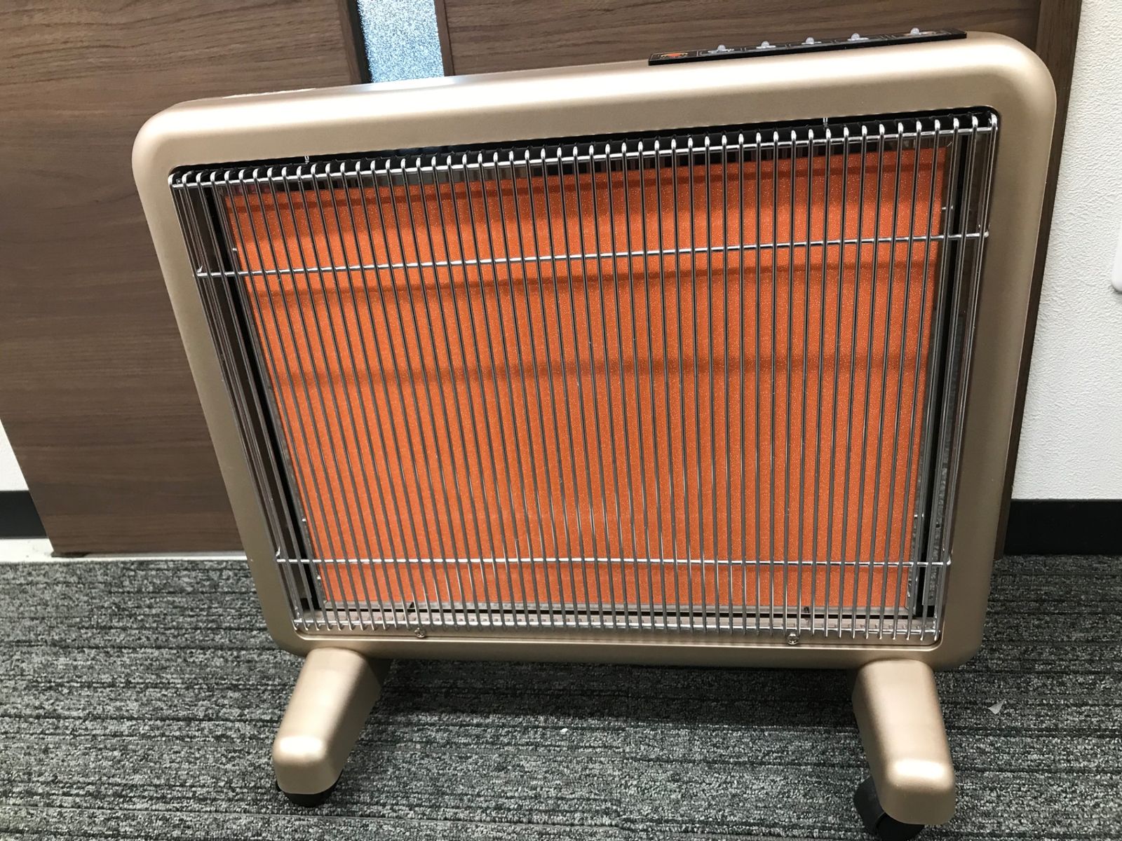 サンルミエ・エクセラ7 N700L-GR 遠赤外線暖房器 V271-48 サンルミエ