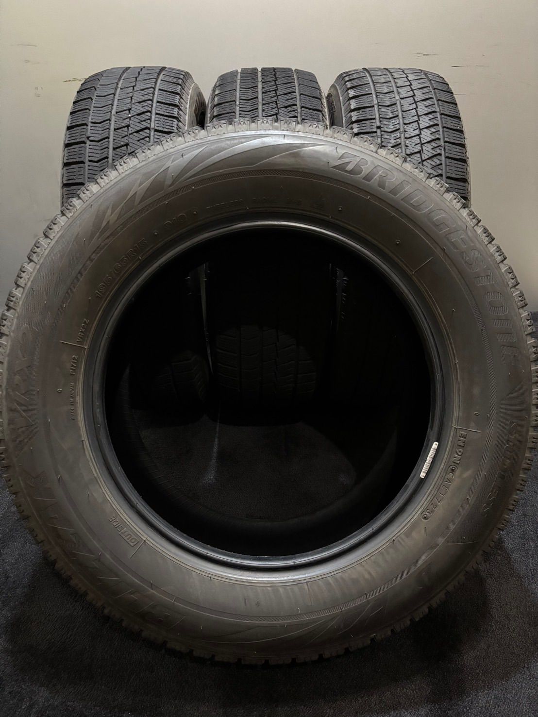 195|65R15 BRIDGESTONE|VRX2