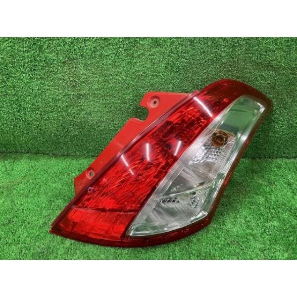 ノア DBA-ZRR70G ノア DBA-ZRR70G 右テールランプ 中古 右テールランプ