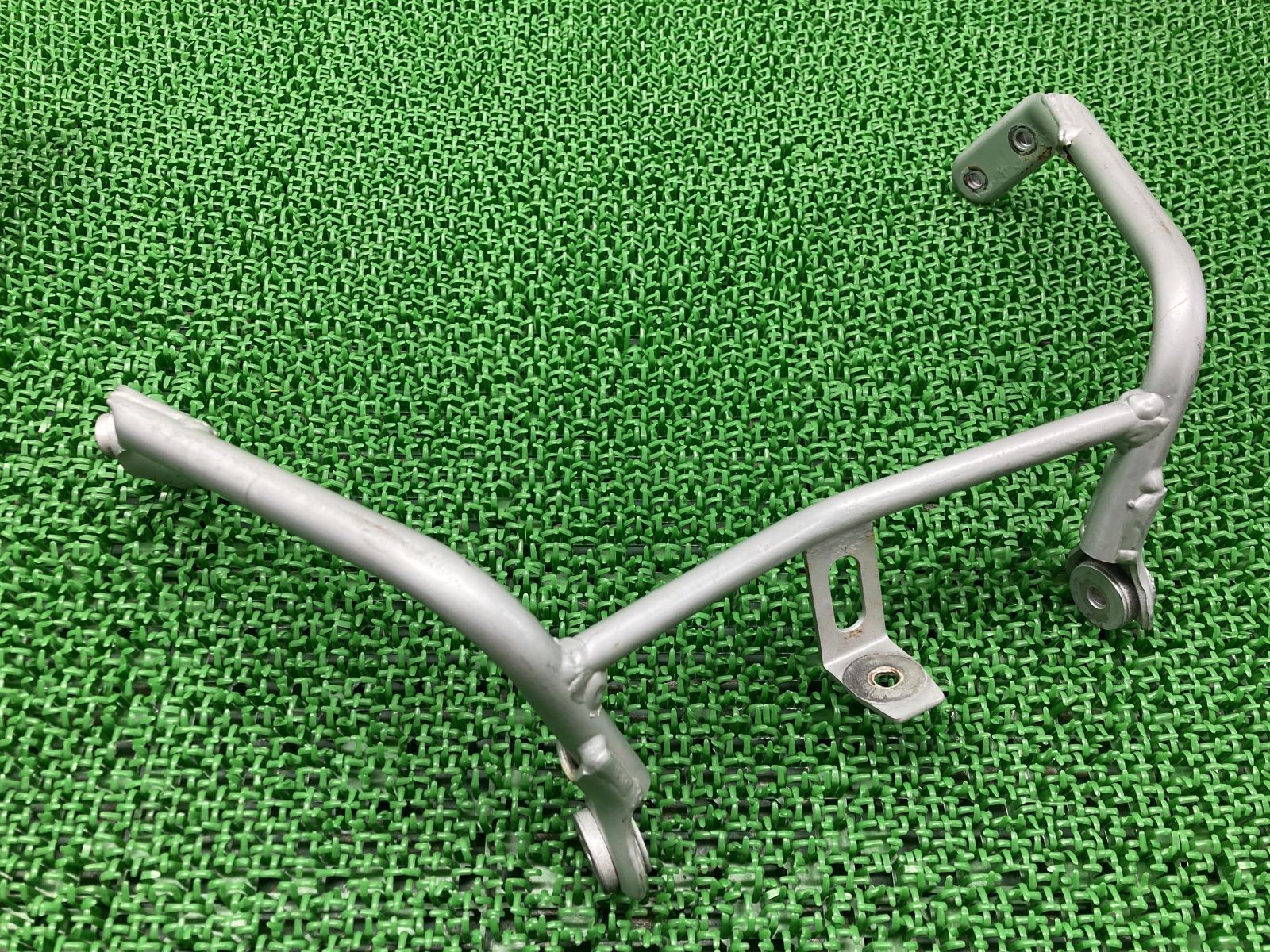 NSR250R アッパーカウルステー ホンダ 純正 中古 バイク 部品 MC28