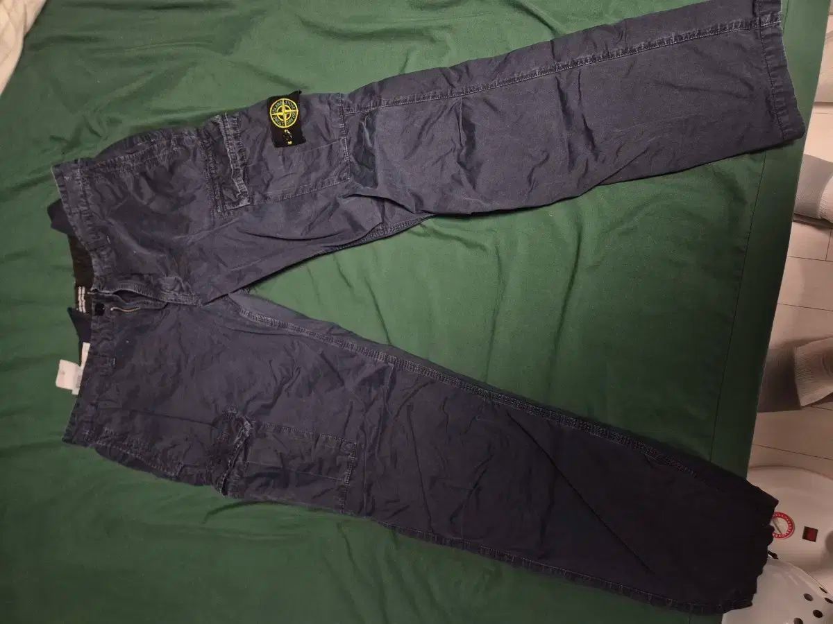 【雷市場（ポンジャン）商品韓国直送】 STONE ISLAND(ストーンアイランド) カーゴパンツ 38