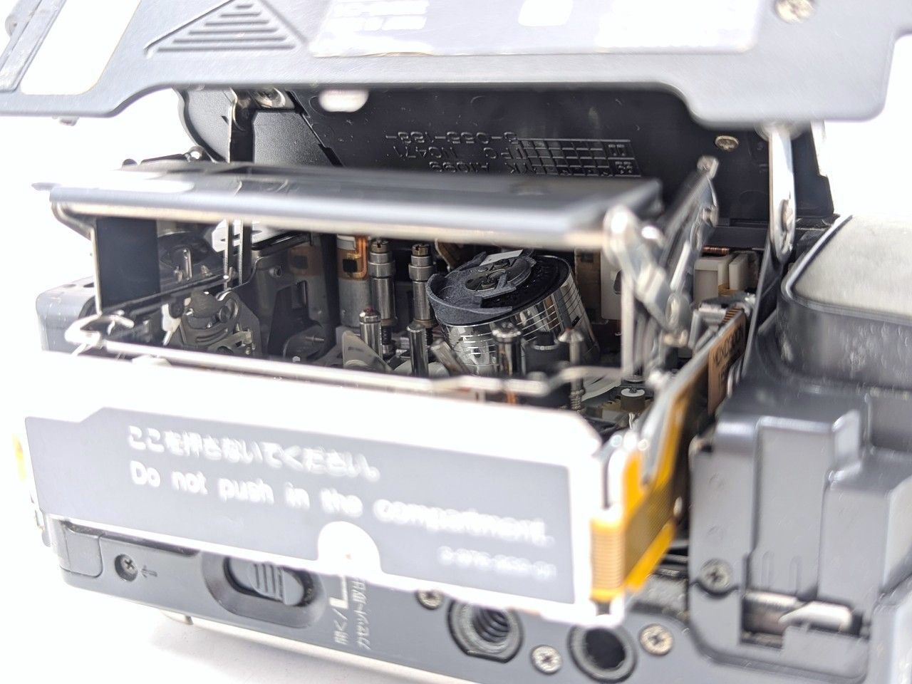 ビデオカメラ DCR-TRV