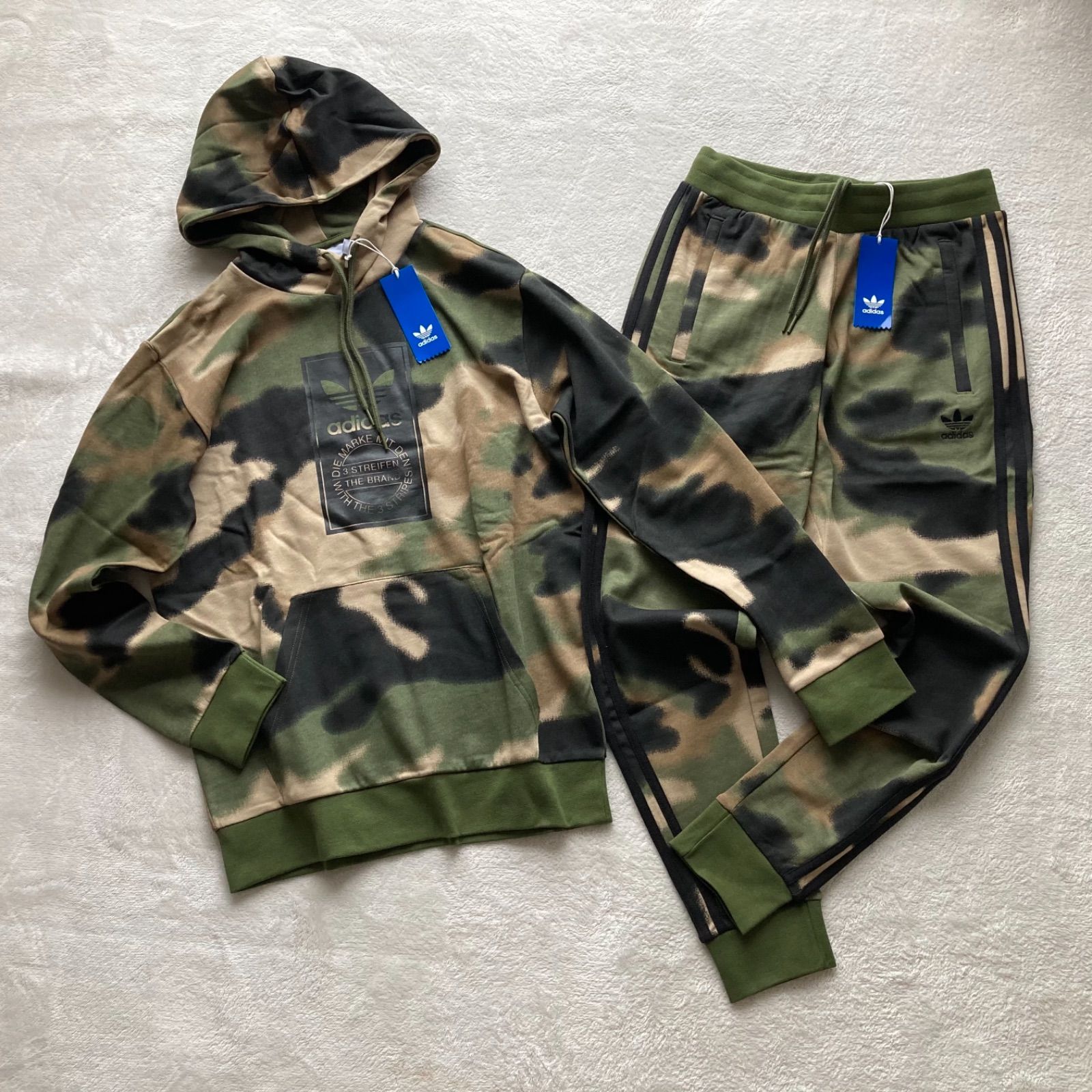 adidasカモフラージュスエット上下 アディダス オリジナルス 
