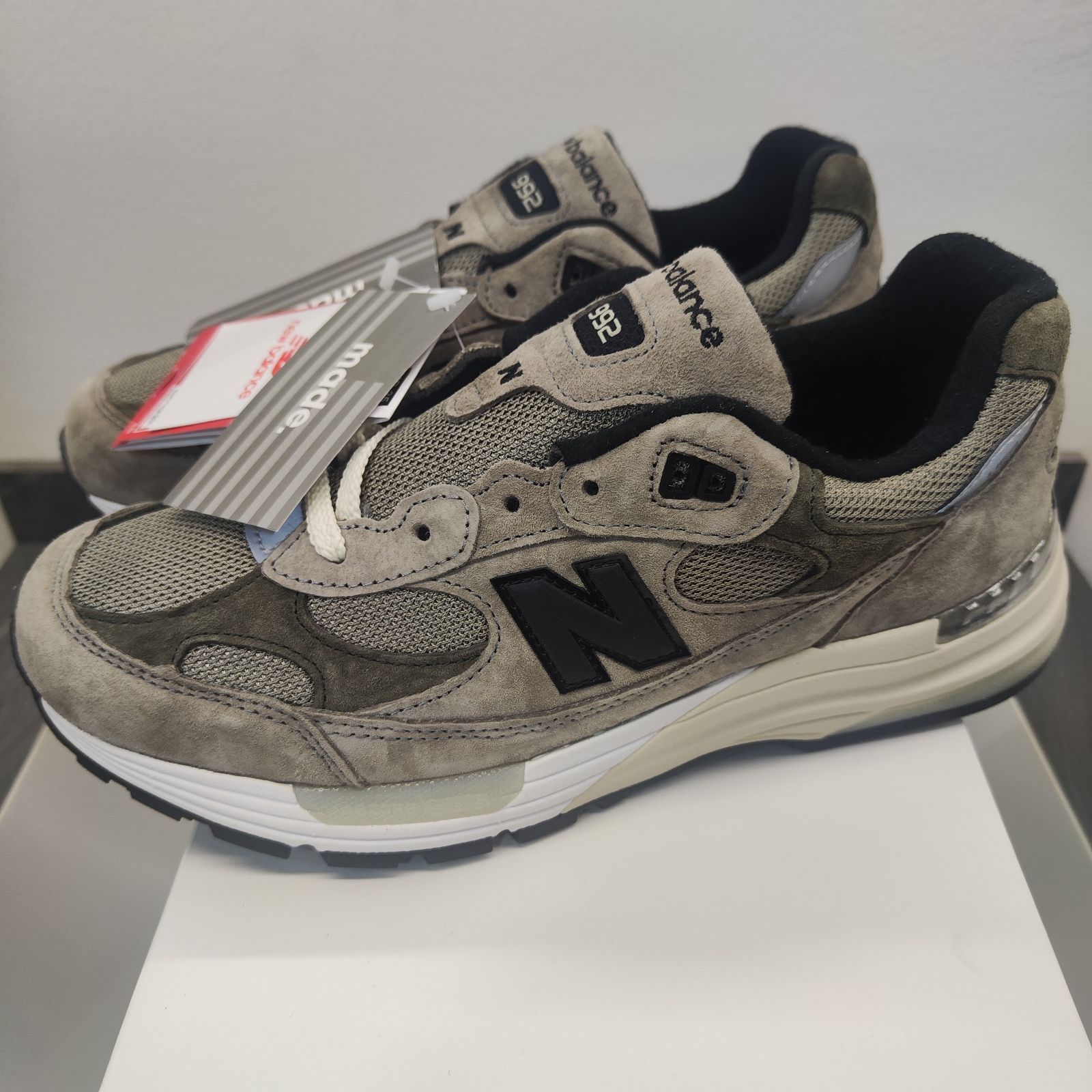 新品未使用】New Balance 992 コラボモデル M992J2 スエード レトロ 