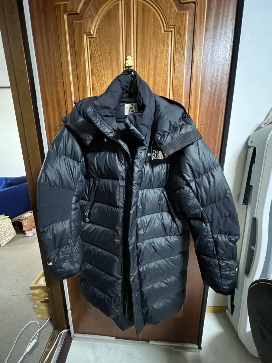 THE NORTH FACE ザノースフェイス 700 Nuptse ヌプシ ダウン ダウンジャケット 95