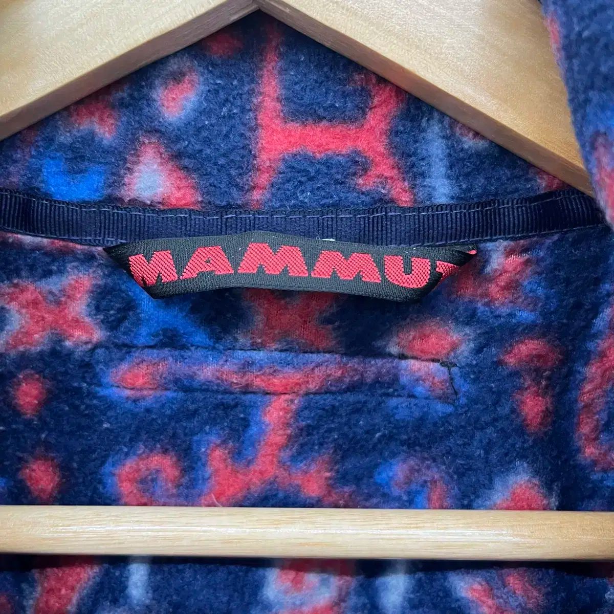 MAMMUT マムート オールドスクール ウィンドブレーカー ジャケット レッド ネイビー
