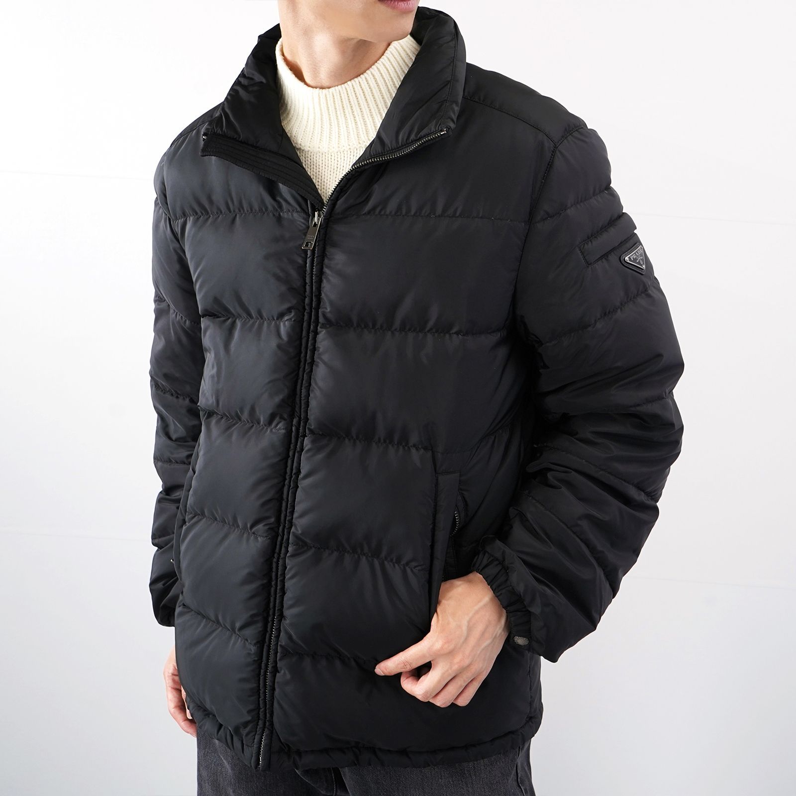 PRADA プラダ ダウンジャケット BLACK SGY091 - メルカリ