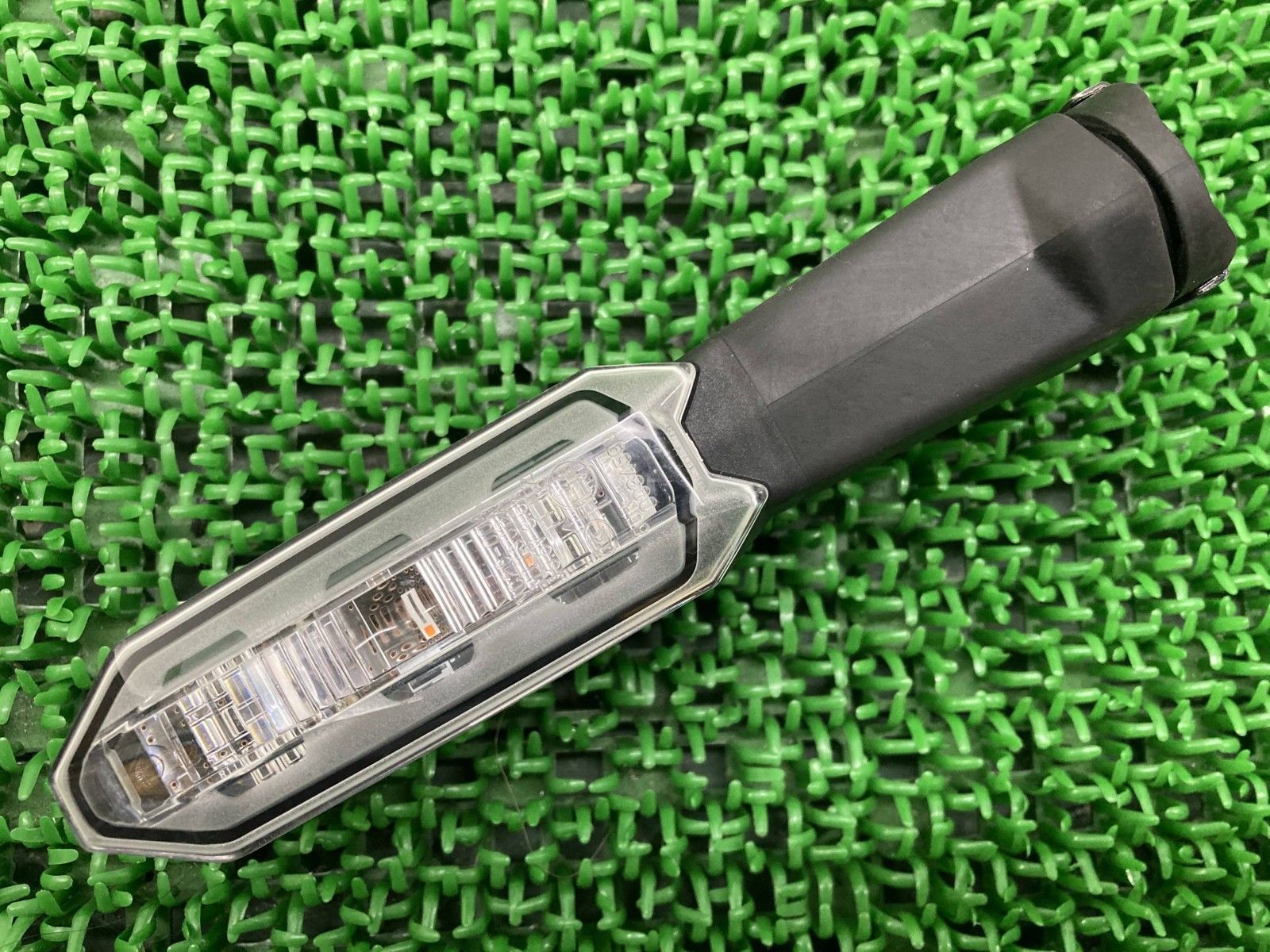 Z900RS ウインカー 右前/左後 VC26-004 カワサキ 純正  バイク 部品 ZR900C ZR900K 修復素材に 割れ欠け無し 品薄 yS