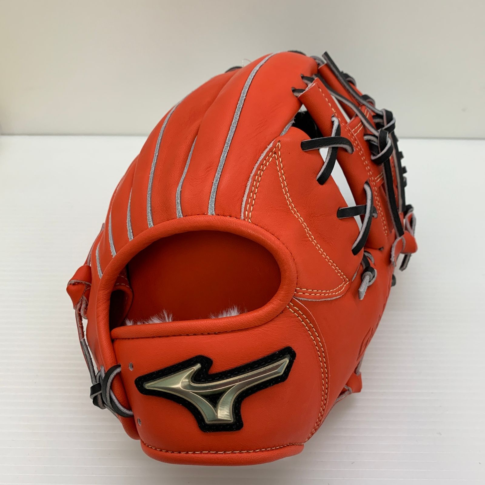 Mizuno Buw League pro model グローブ 右利き 軟式用【ミズノ直営店限定】Buw League 復刻グラブ【投手用