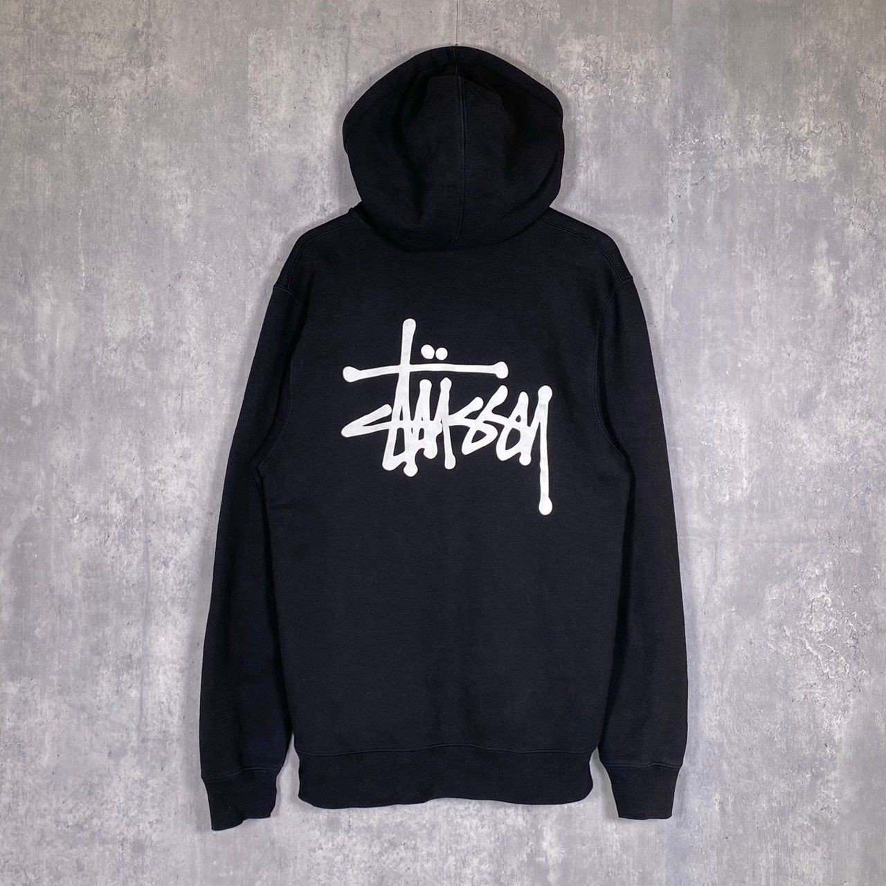 Stussy バックプリント ジップパーカー STUSSY』ステューシー (M) バックロゴ プリント ジップパーカー - メルカリ