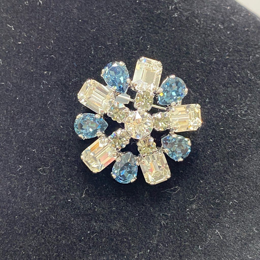 2e10 《美品》 FOXEY フォクシー ブローチ 小物 フラワー