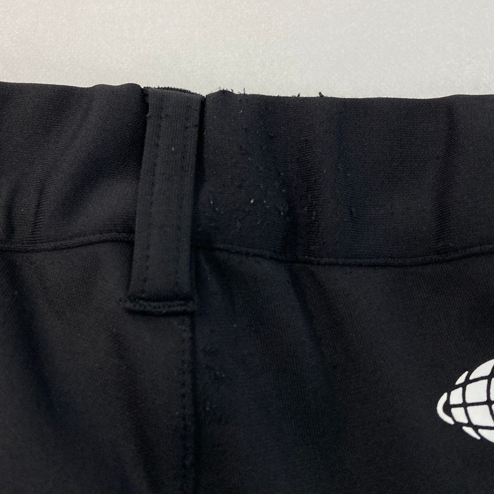 240101534821 ゴルフウェア