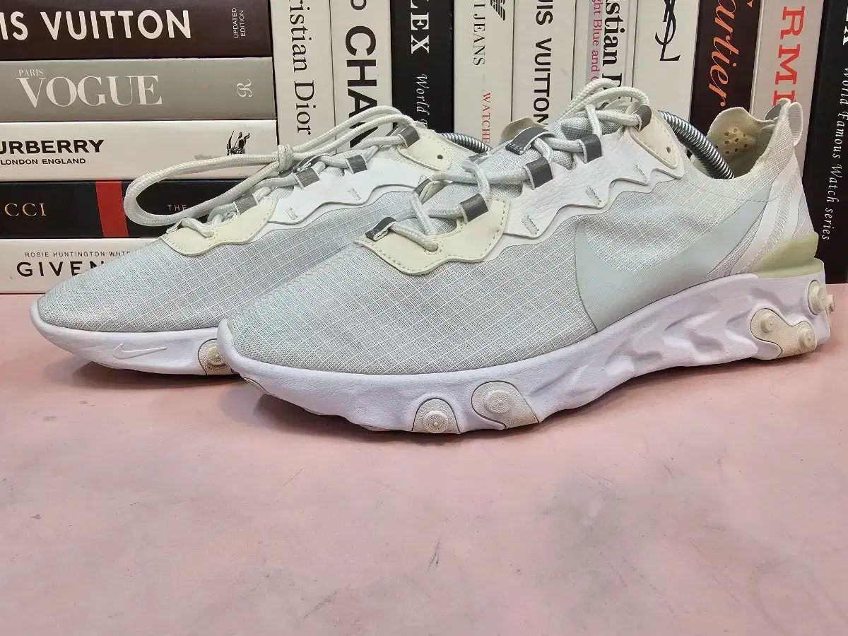 NIKE ナイキ メンズ ランニングシューズ スニーカー 290
