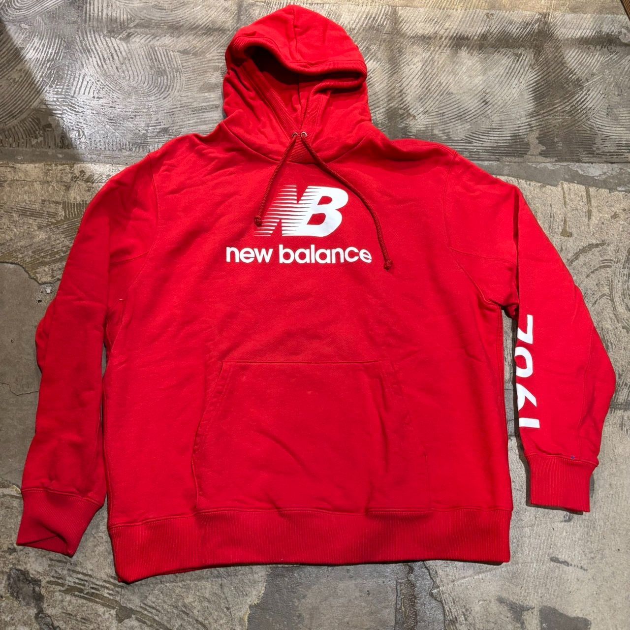 New balance NB MADE Heritage Graphic PO Hoodie KM-617 - メルカリ