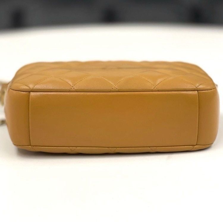 シャネル　マトラッセ　ラムスキン　ショルダーバッグ　キャメル　19番台 シャネル マトラッセ ラムスキン ショルダーバッグ キャメル 19番台