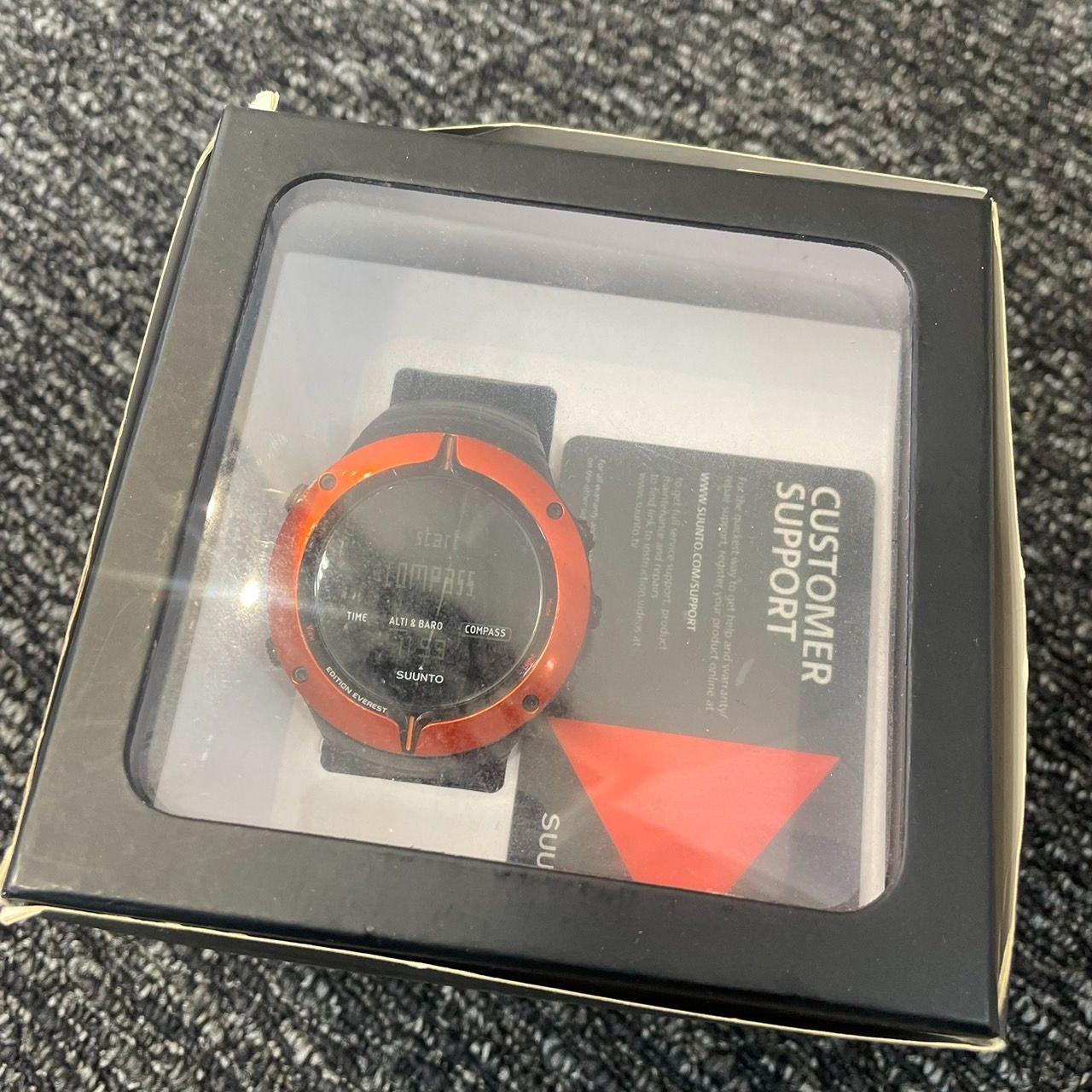 SUUNTO（スントコアエベレスト）世界で8848本限定　KGID 新品 SUUNTO（スントコアエベレスト）世界で8848本限定 KGID - メルカリ