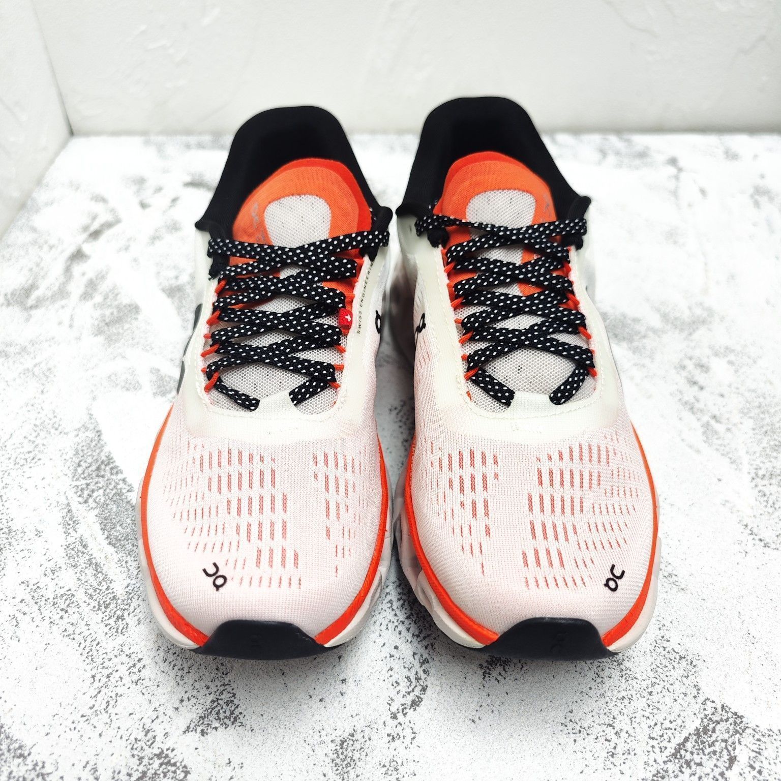 【送料無料】On cloudmonster2ランニングシューズ ホワイト/レッド メンズ Cloudmonster 2 | レッド & グレー | On 日本