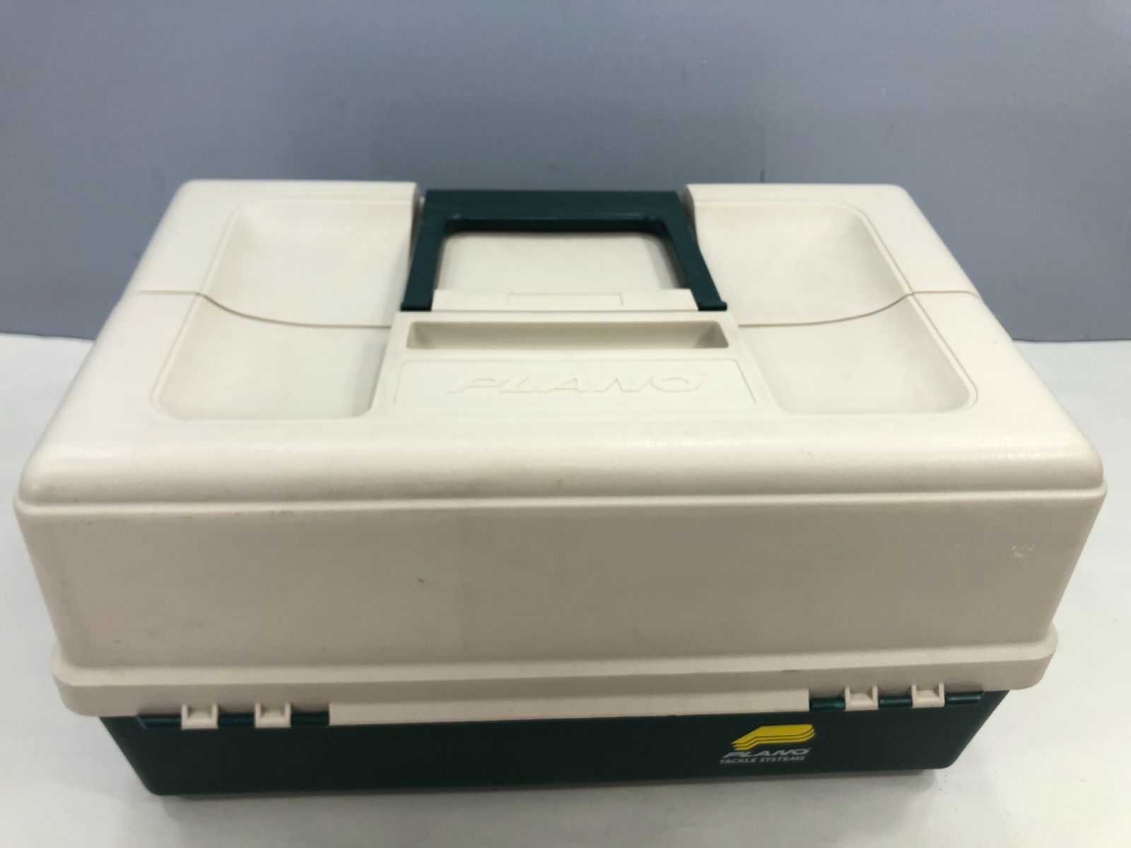美品　大型　プラノ　PLANO 9606 タックルボックス 小牧店】PLANO 9606・タックルボックス(パラノ)【089-T853】 - メルカリ