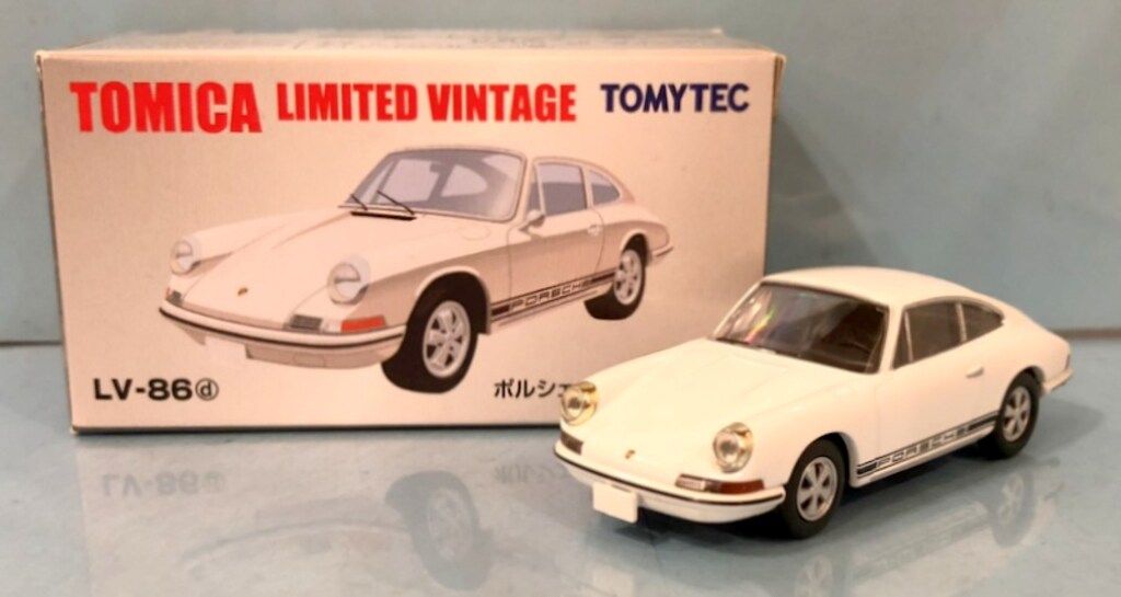 トミーテック TOMICA LIMITED VINTAGE ポルシェ 911S 1968年式 白 LV-86d
