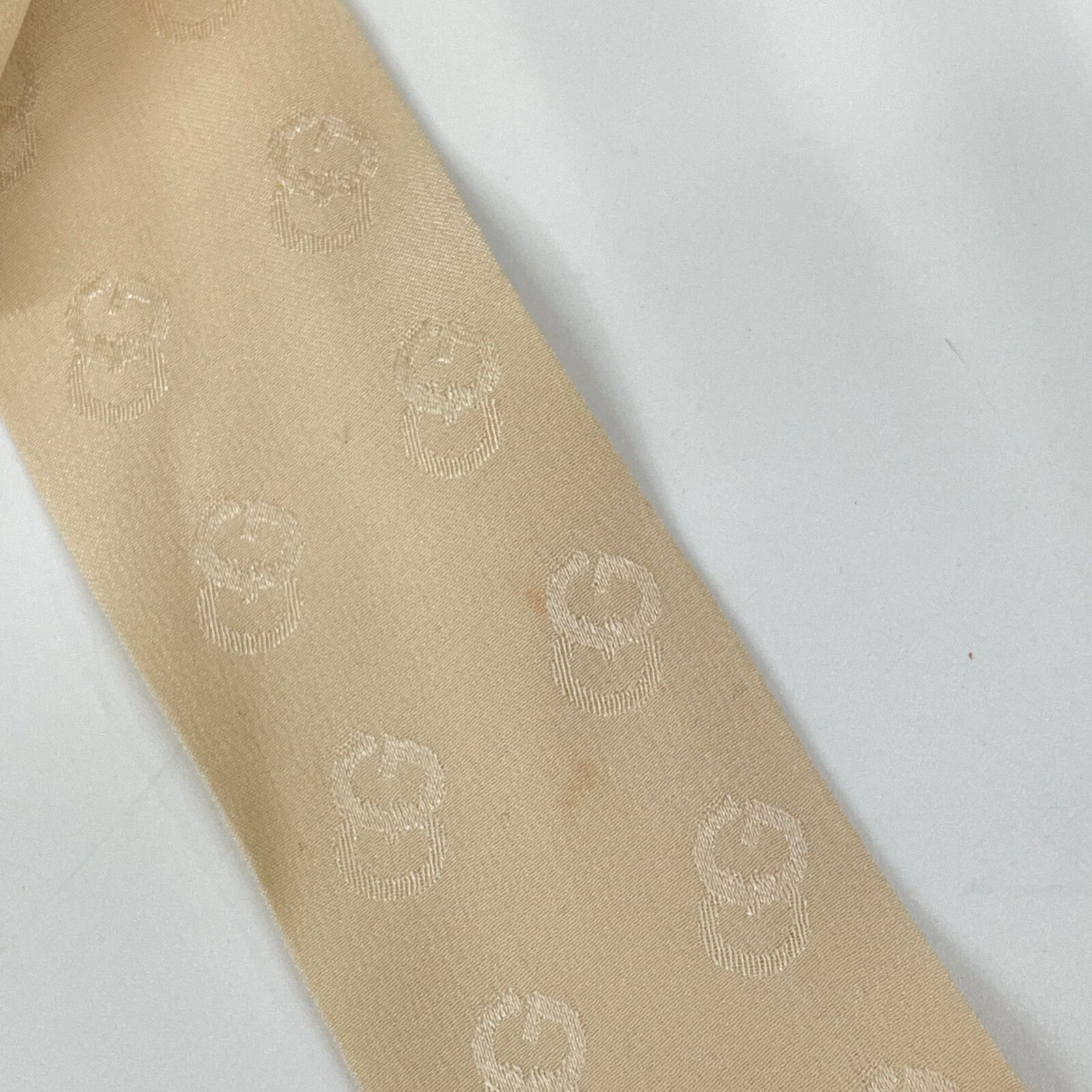 ﾎﾞｳﾀｲﾌﾞﾗｳｽ