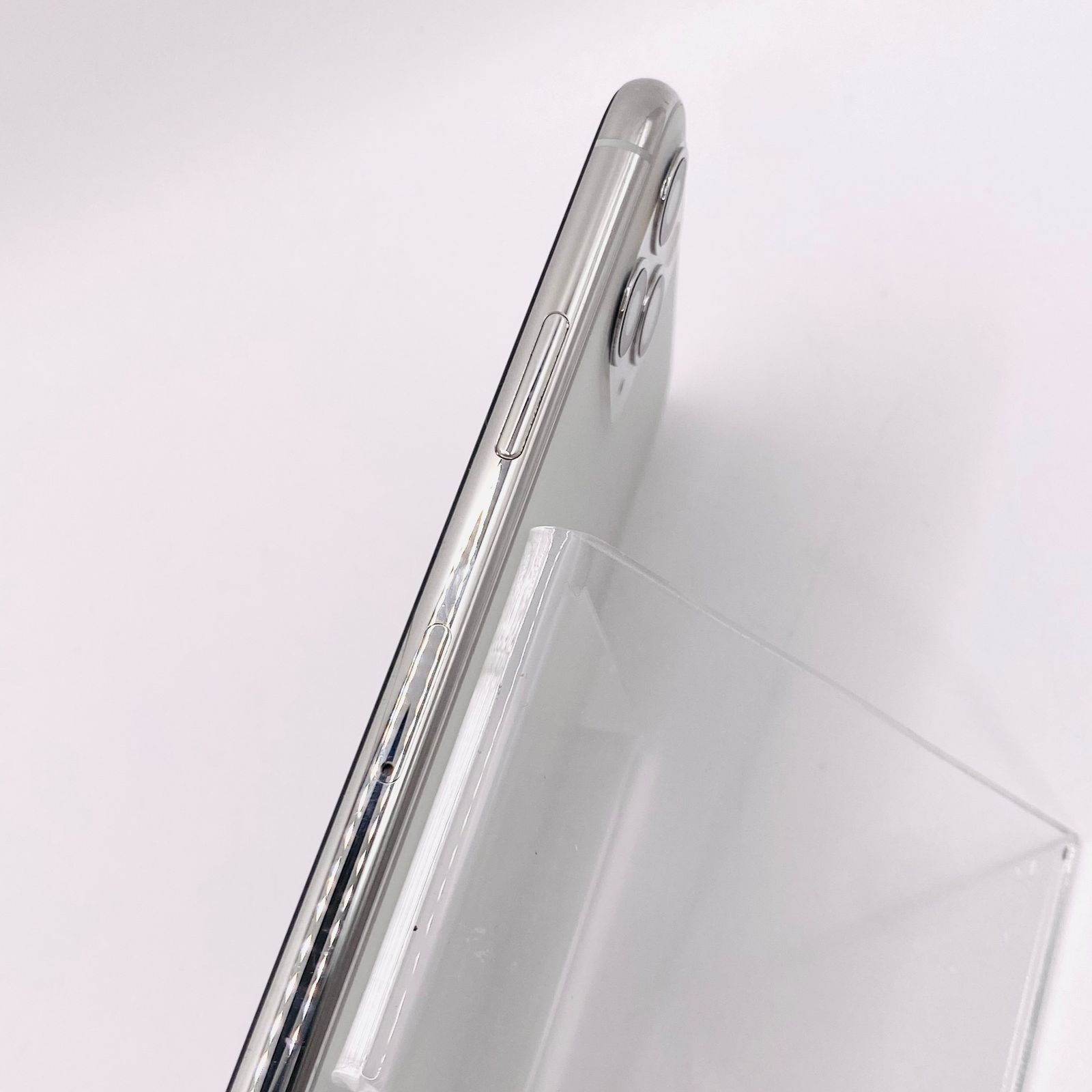 【ゴロゴロ先生】iPhone11Proシルバー ドコモ　画面ドット有 ゴロゴロ先生様専用】iPhone11Proシルバー ドコモ 画面ドット有
