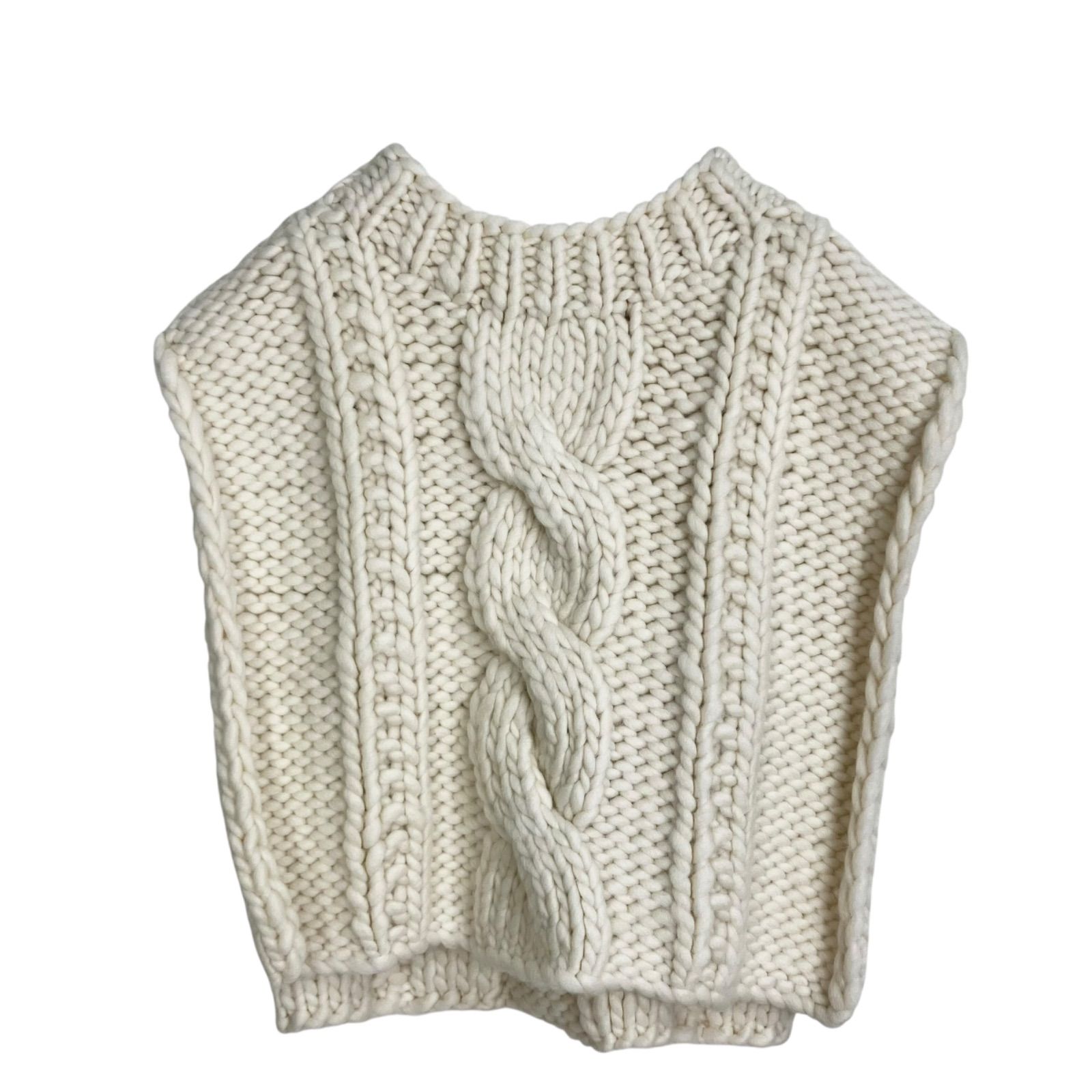 oblada オブラダ　cinch シンチ　ジャーミンベスト　ニットベスト Oblada(オブラダ)｜JERMYN ニットベスト/レッド の通販｜ELLESHOP