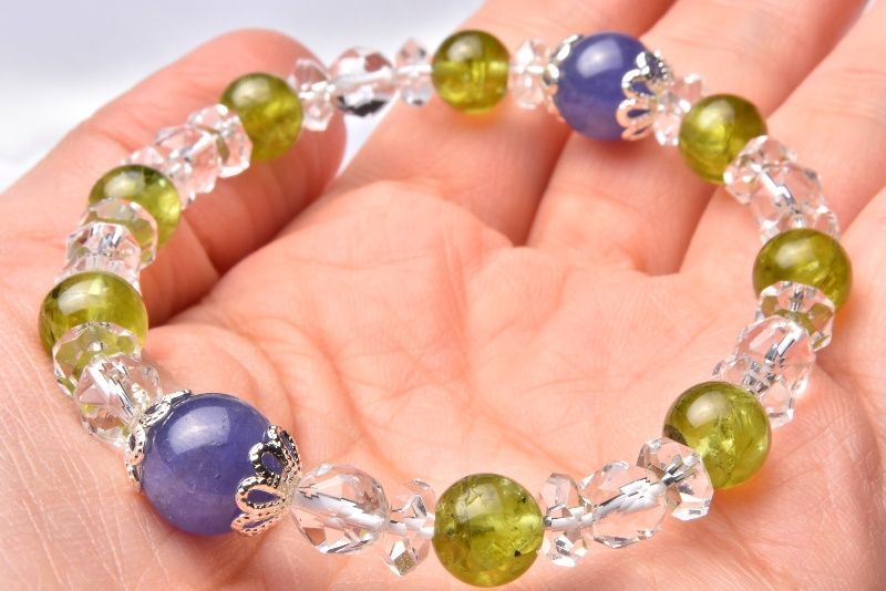 タンザナイト×ペリドット　天然石ビーズ　ブレスレット パワーストーンスペシャルブレスアパタイト⁄タンザナイト